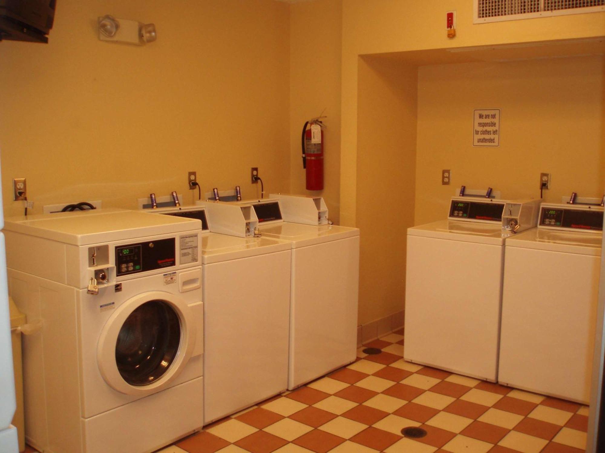 Extended Stay America Select Suites - Jacksonville - Baymeadows Esterno foto