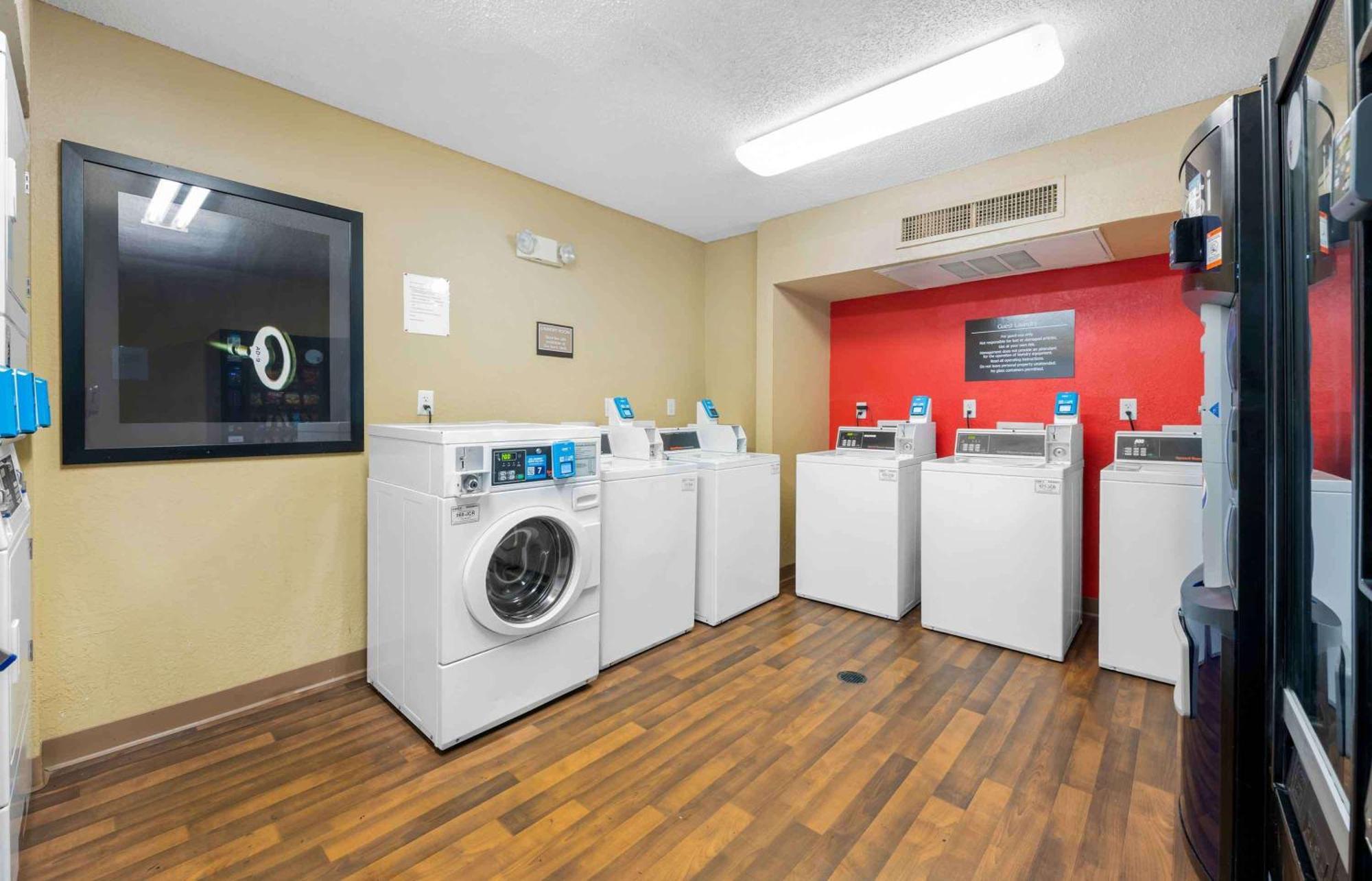 Extended Stay America Select Suites - Jacksonville - Baymeadows Esterno foto