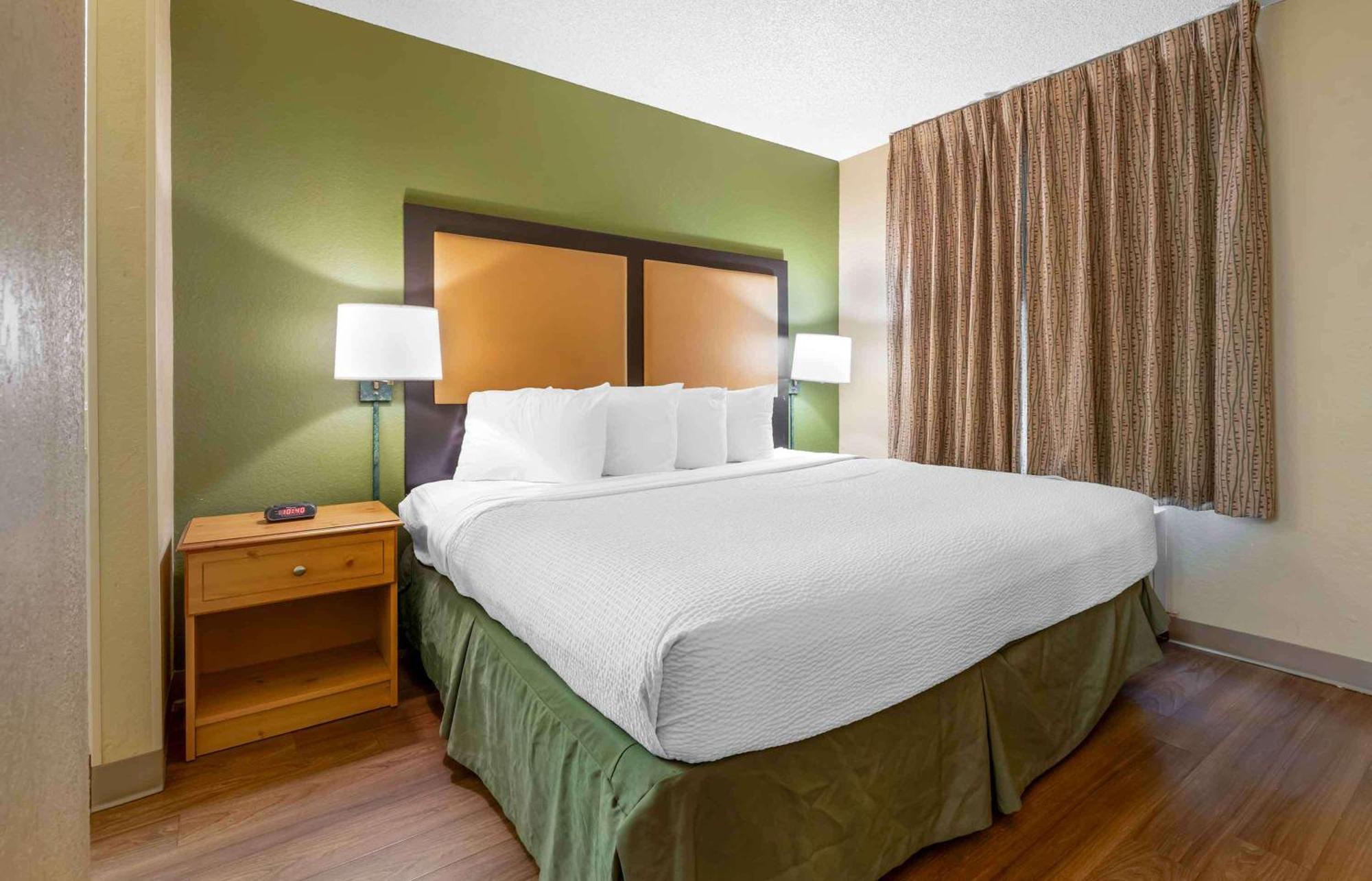 Extended Stay America Select Suites - Jacksonville - Baymeadows Esterno foto