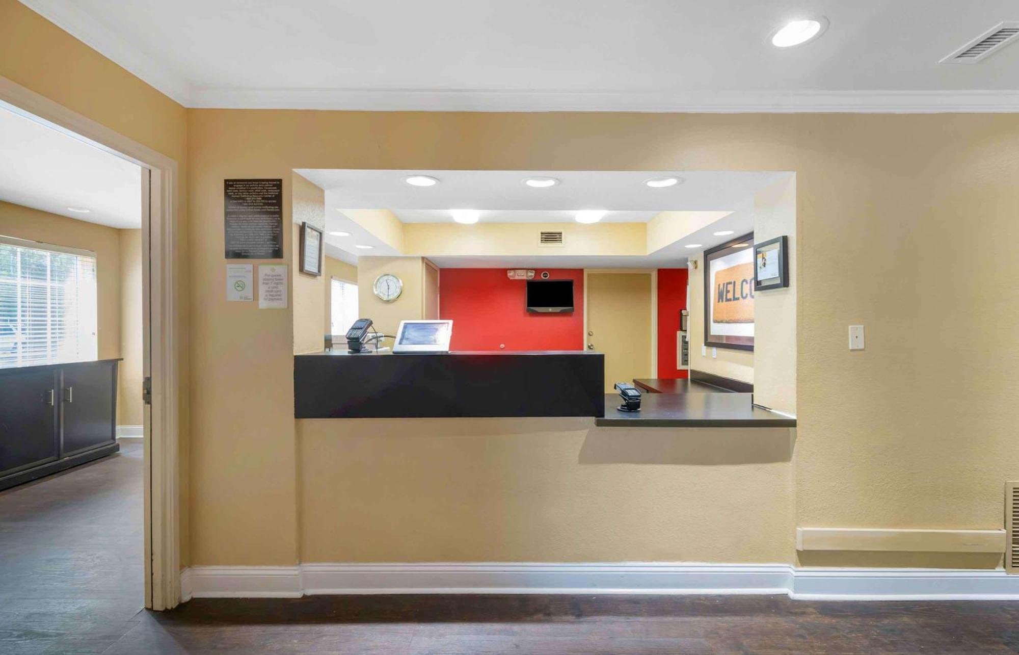 Extended Stay America Select Suites - Jacksonville - Baymeadows Esterno foto